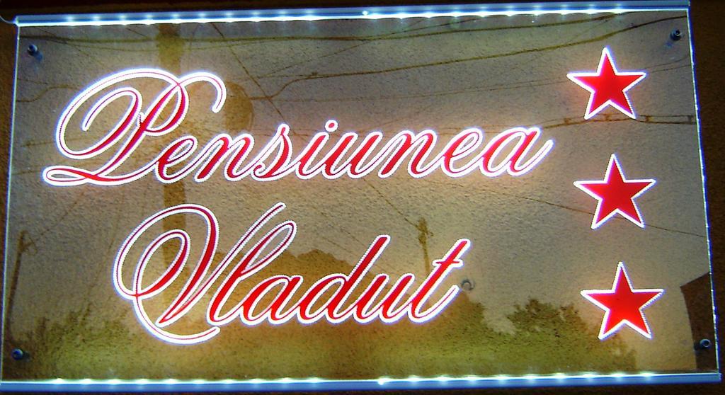 Pensiunea Vladut Timişoara Exteriör bild